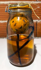 rhum suspendu orange 44